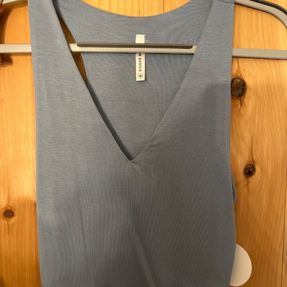 Lulus Basics Feel Like Dancing Denim Blue Crop Top - Size M - NWT - Picture 6 of 6
